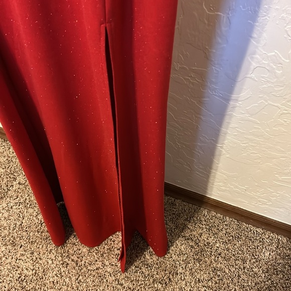 XtraOrdinary red shimmer long prom evening or banquet gown. Sz. 13. Worn once - Picture 7 of 9